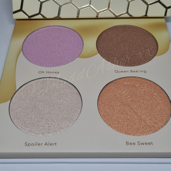 Beauty Bakerie: Milk & Honey Highlighting Palette | BNIB!! - Picture 2 of 15